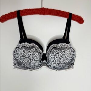 Victoria's Secret Black and White Lace Bra